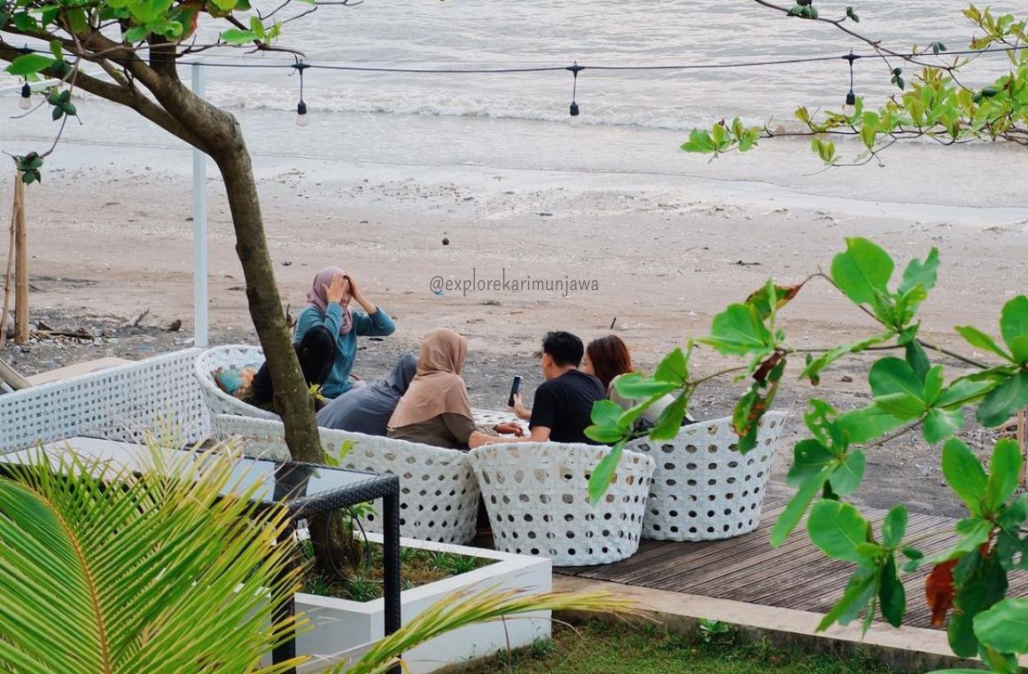 seaside resto jepara